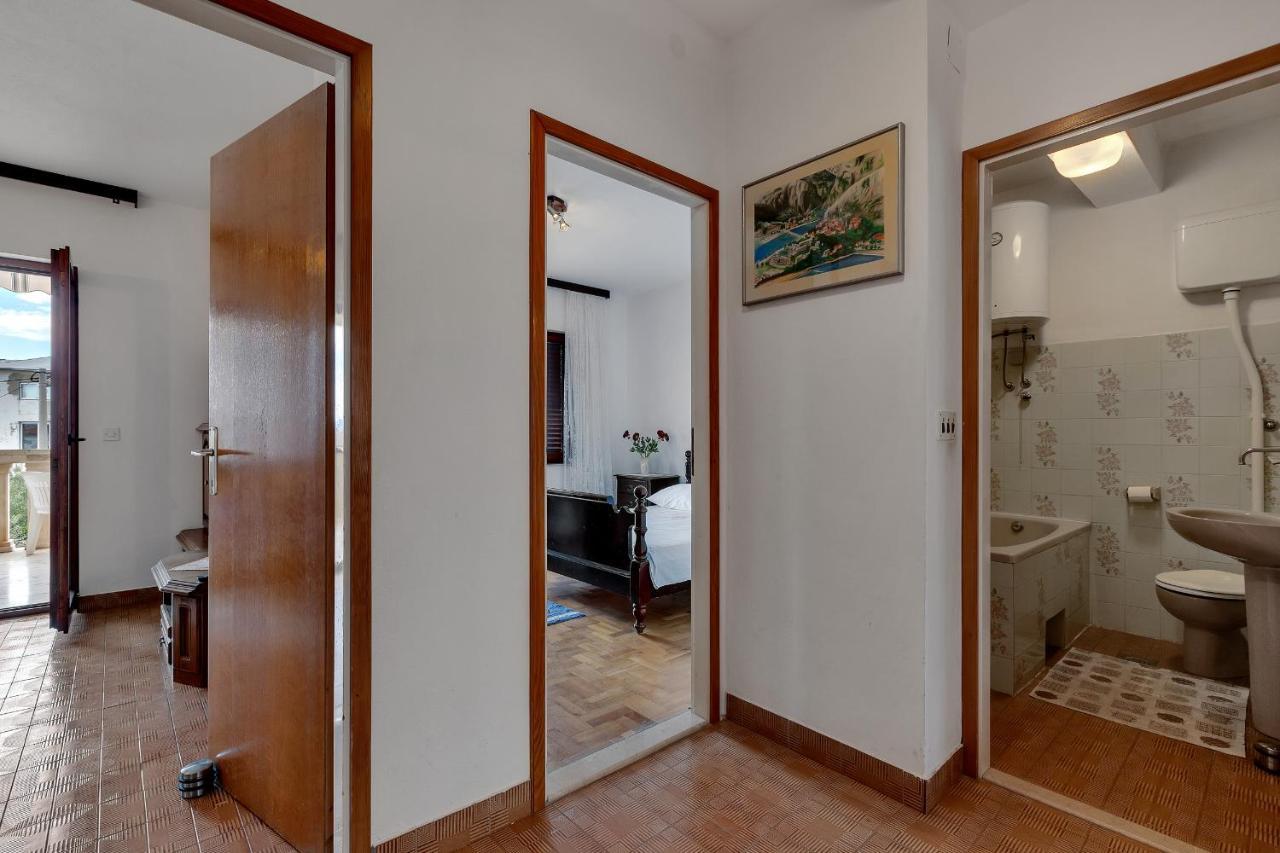 Apartments Tihomir Musac Omis Luaran gambar