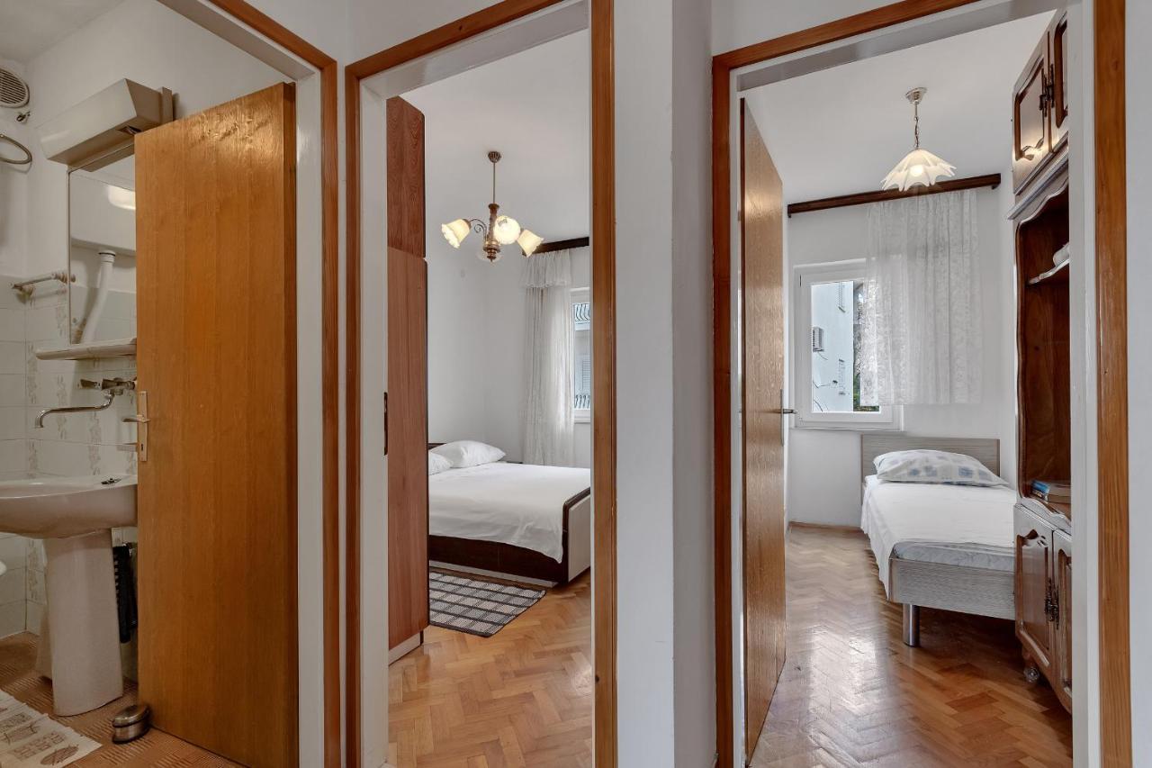Apartments Tihomir Musac Omis Luaran gambar