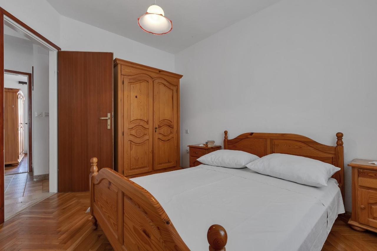 Apartments Tihomir Musac Omis Luaran gambar