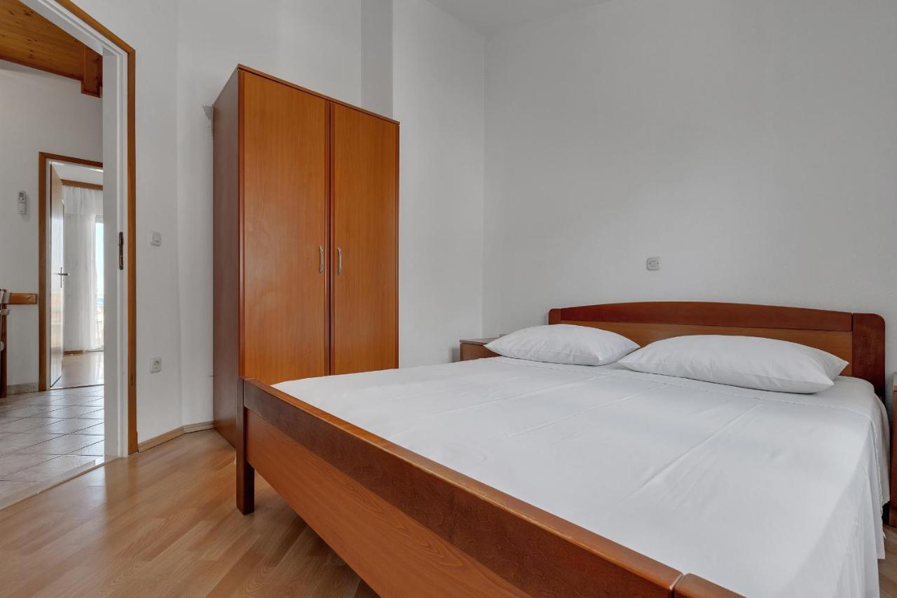 Apartments Tihomir Musac Omis Luaran gambar