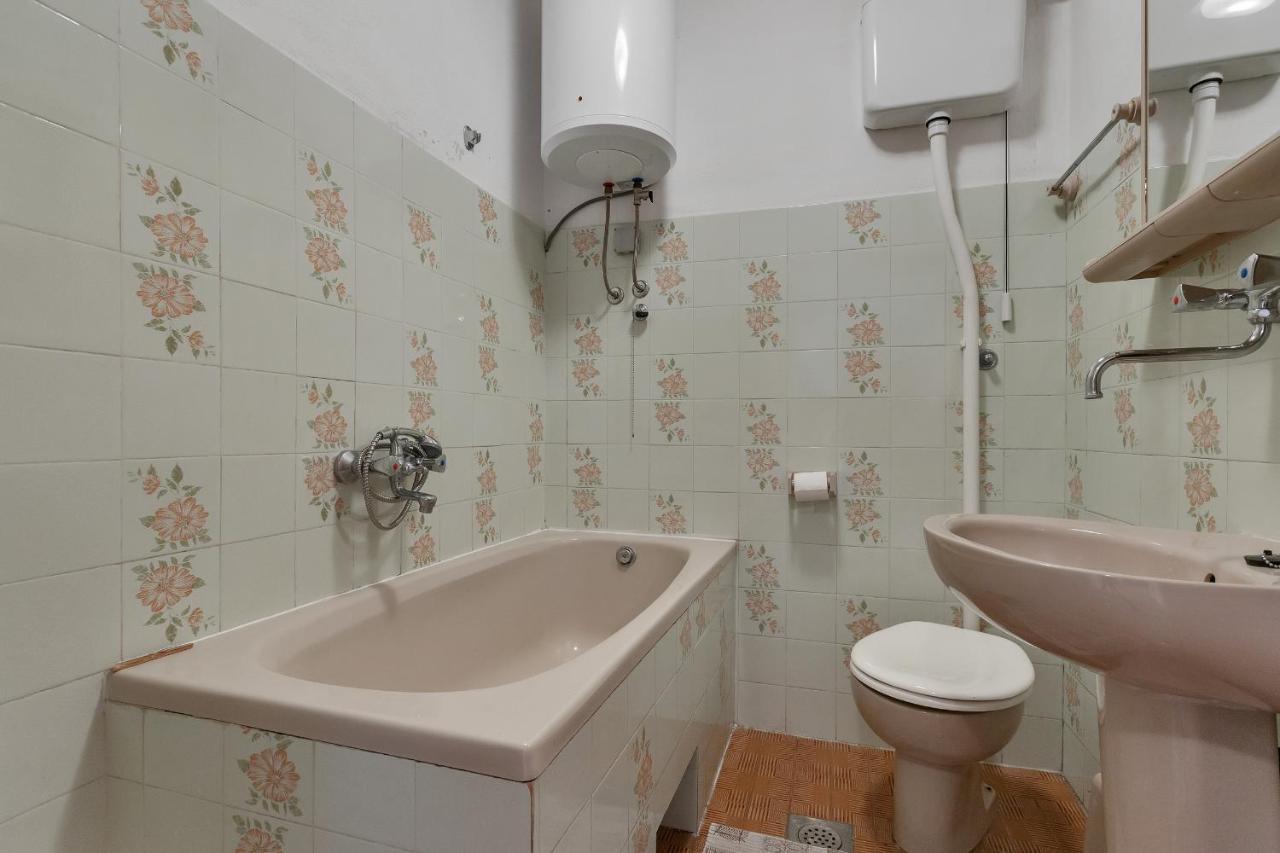 Apartments Tihomir Musac Omis Luaran gambar
