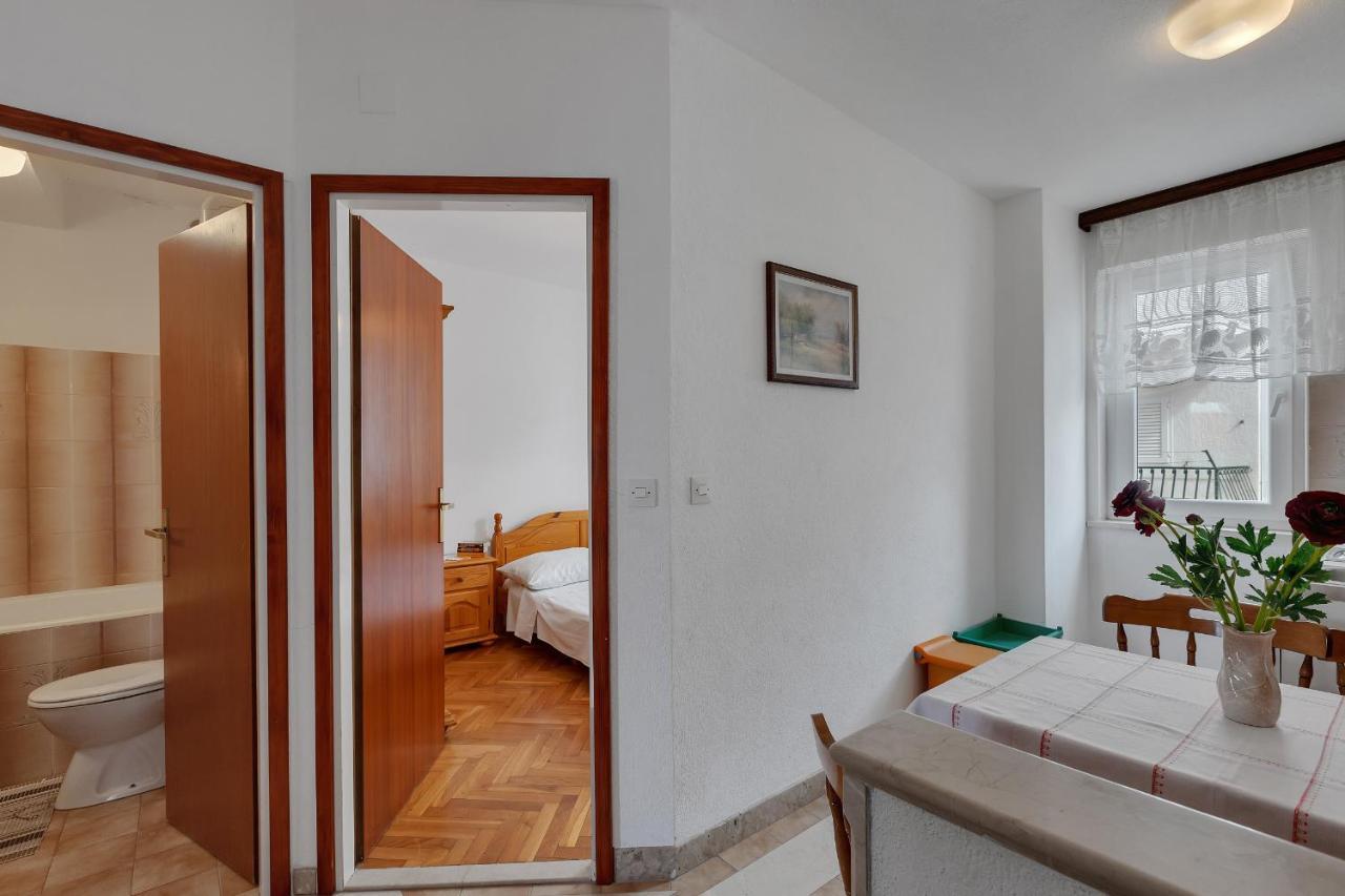 Apartments Tihomir Musac Omis Luaran gambar