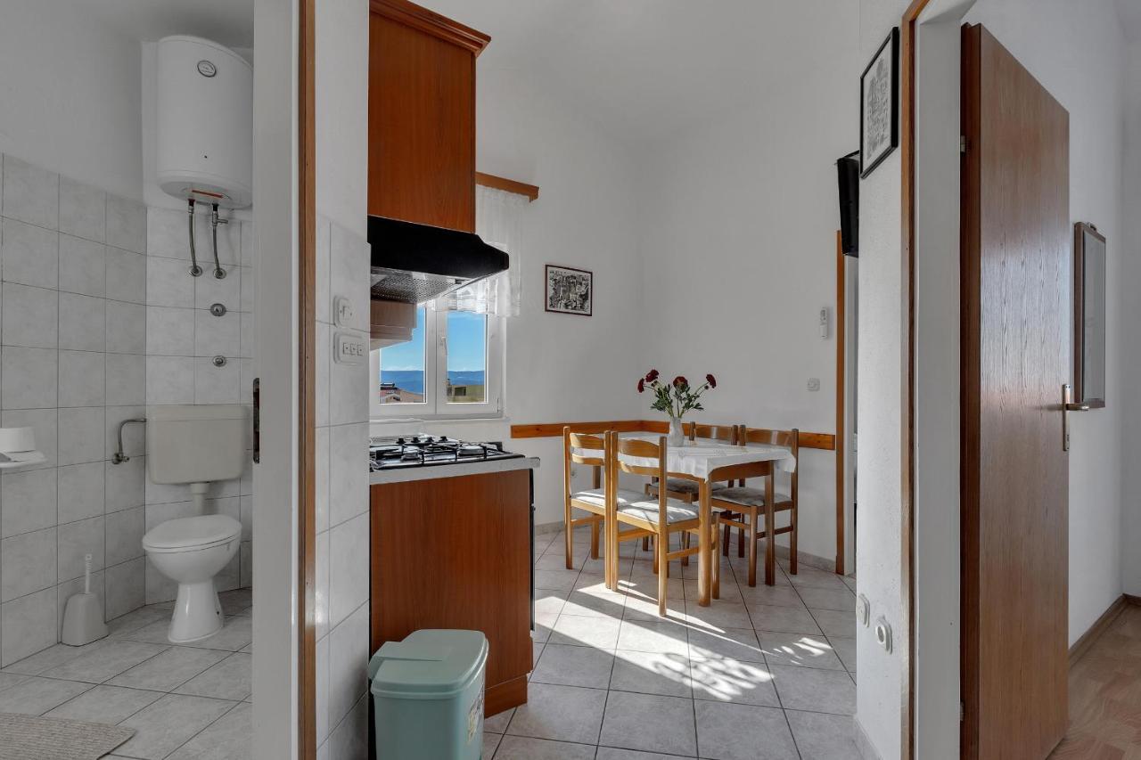 Apartments Tihomir Musac Omis Luaran gambar